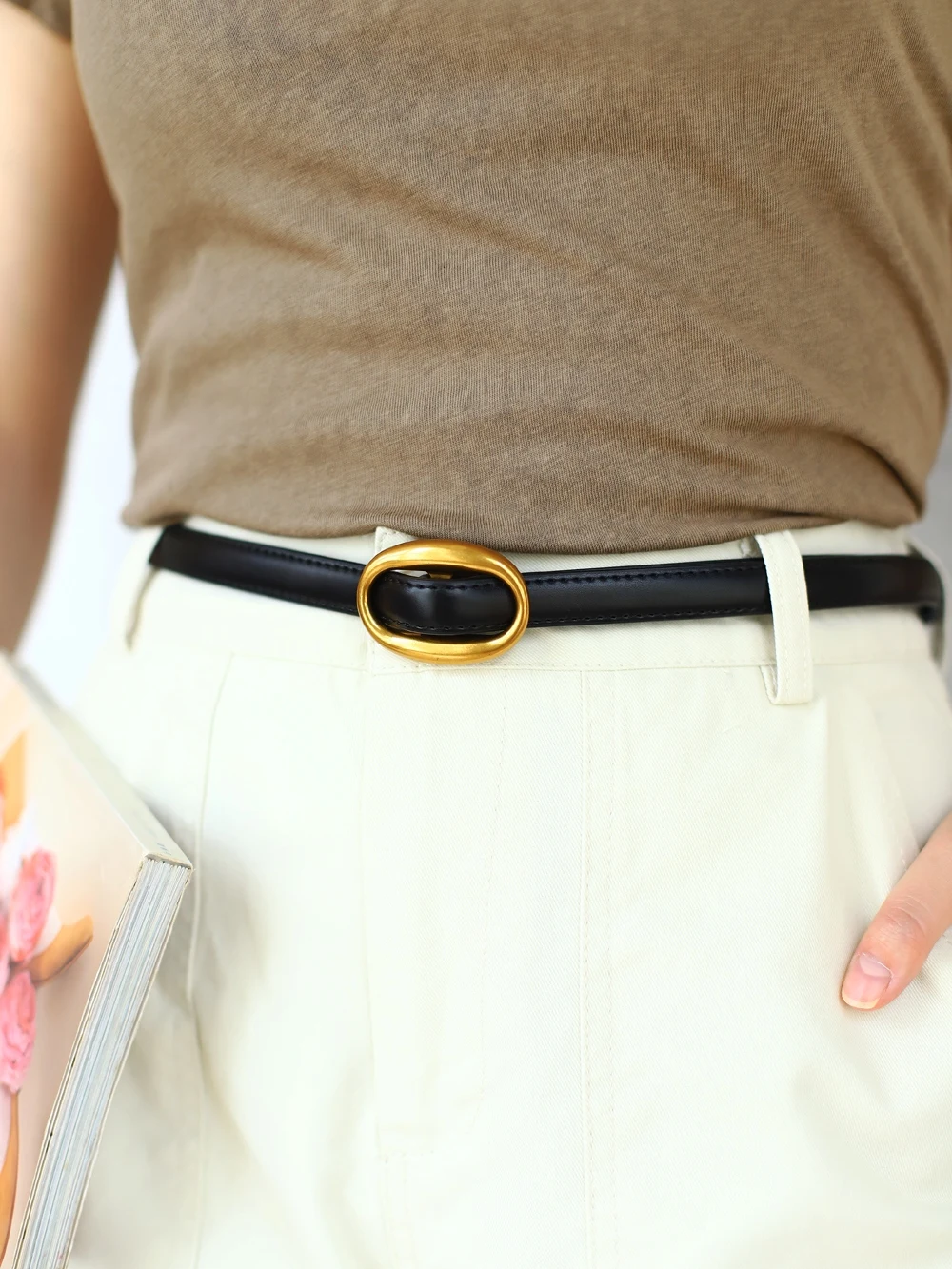 

Trend Women's Belt with Gold Buckle Fashion Casual Thin Belt Soft Genuine Leather Waistband Jeans Belt Thin Waist Belt for Dress