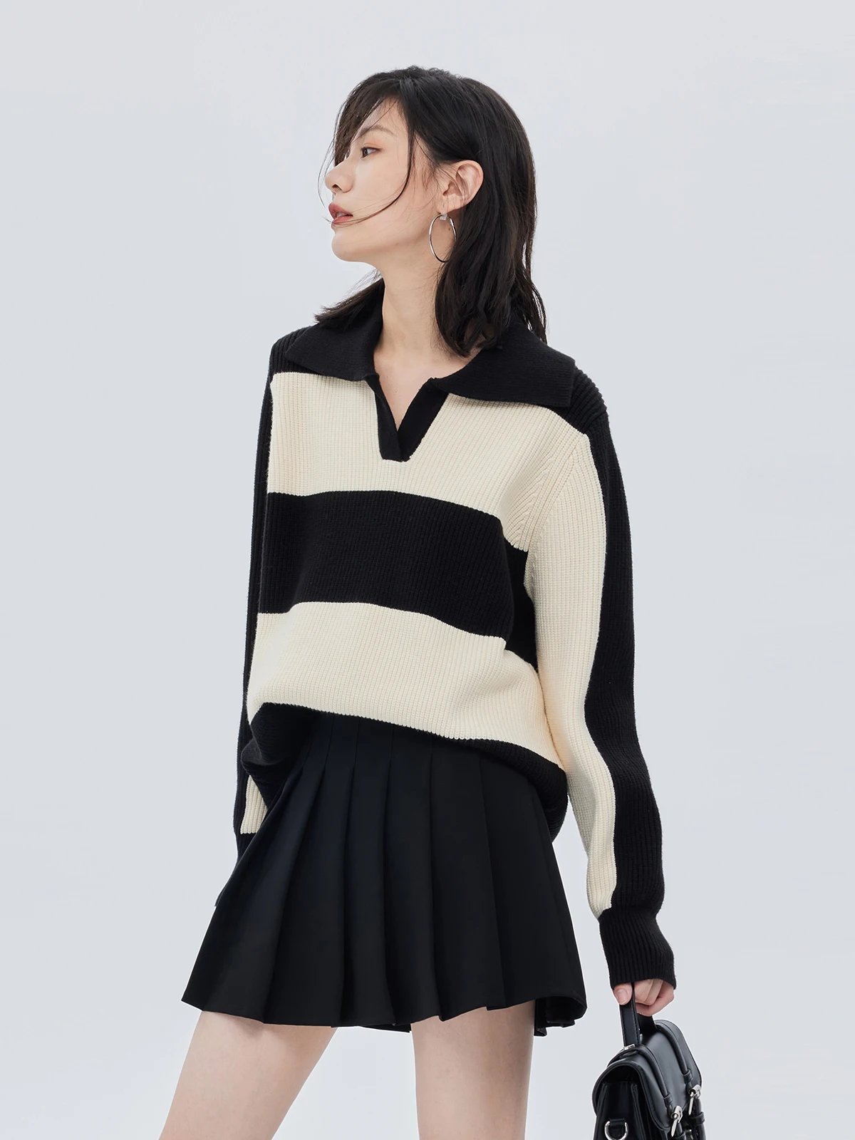 Pull tricoté à rayures noires et blanches pour femme, col de banlieue à la mode, édition ample, nouvelle collection printemps et automne