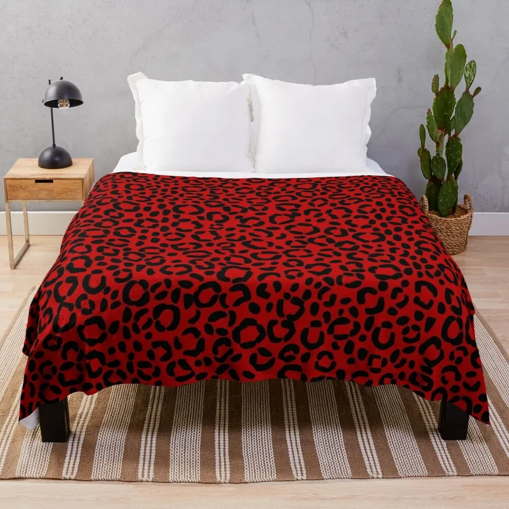 Sassy Red and Black Leopard Print Pattern Design Throw Blanket Decorative Throw decorative Camping sofa bed Blankets