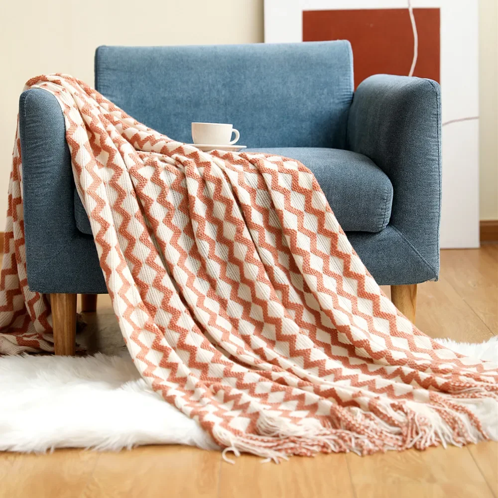 Textile City Geometric Chevron Knit Throw Blanket Modern Zig‑Zag Pattern Fringe Tassel Decor Blanket for Sofa Couch Bed