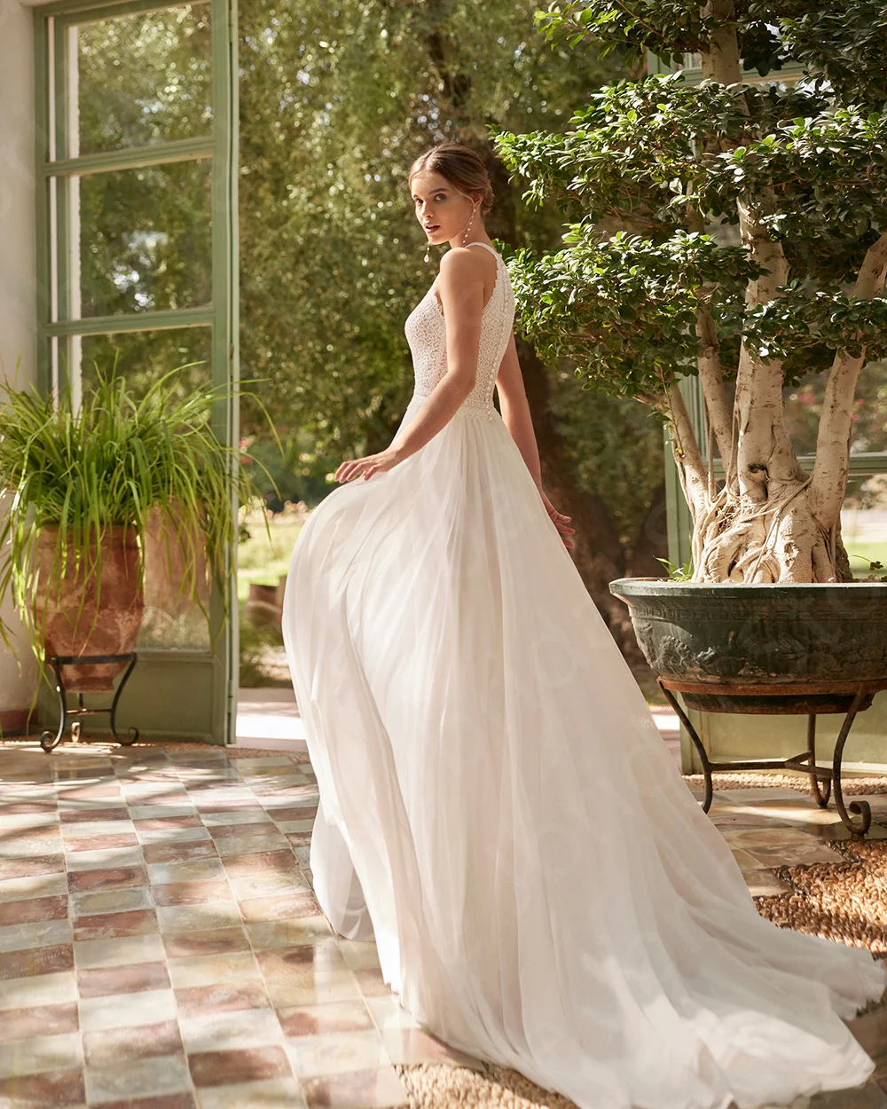 New Summer Boho Wedding Dresses 2024 Beach Bridal Gowns Lace Bride Dress Halter Neck Customized Wedding Gowns Side Split