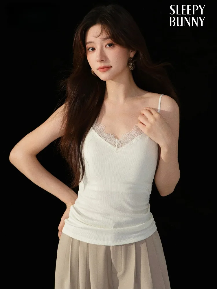 

Elegant Lace Trim Camisole Top Women Padded Slim Fit Tank Soft Ribbed Knit Spaghetti Strap Inner Outerwear Autumn Layering Look