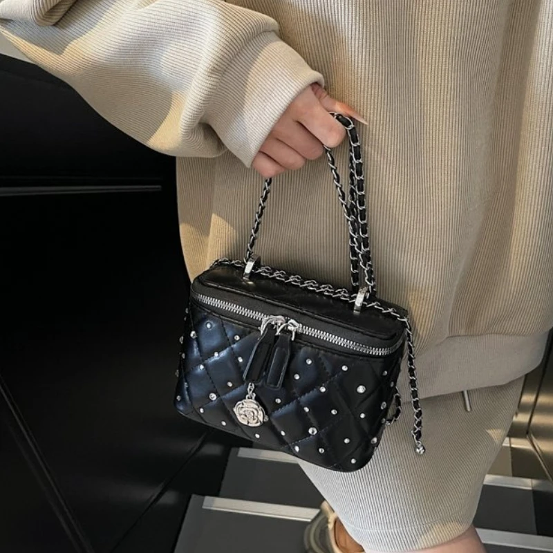 

Diamond-shaped Chain Bag for Women, 2025 New Fashion Single-shoulder Crossbody Small Square Bag, Autumn and Winter Box Bag