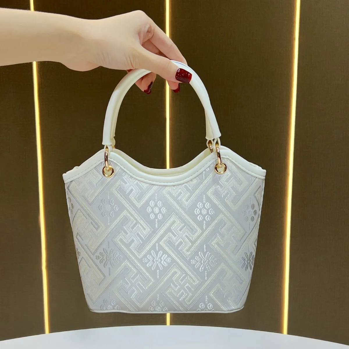 Women New Zhuang Brocade Ethnic Style Bucket Bag Chinese Style Zipper Closure Tote Crossbody Fashion Purse