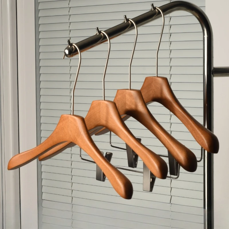 Korean Style High Grade Walnut Hangers 10 Pcs Non Slip No Deformation Wide Heavy Duty Clothes Hangers for Womens Clothing Store
