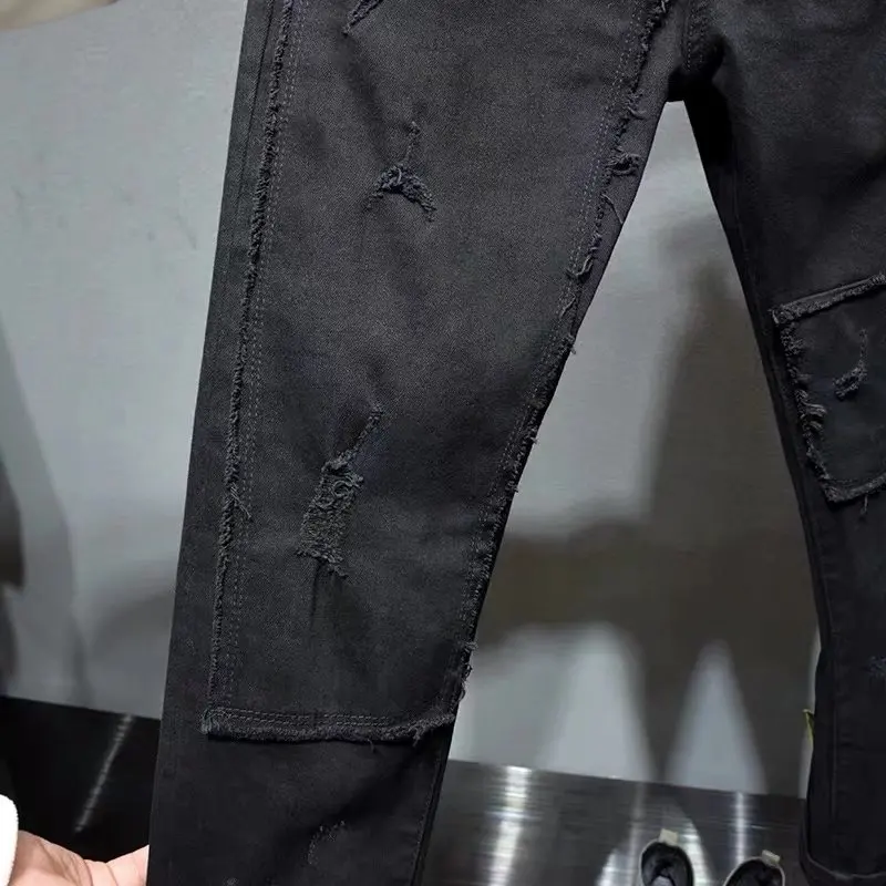 Pantalons pour hommes adolescents, Streetwear de styliste, pantalons grattés pour hommes avec Patch de genou cassé imprimé noir, mendiant décontracté avec trous, vente en gros, 2022