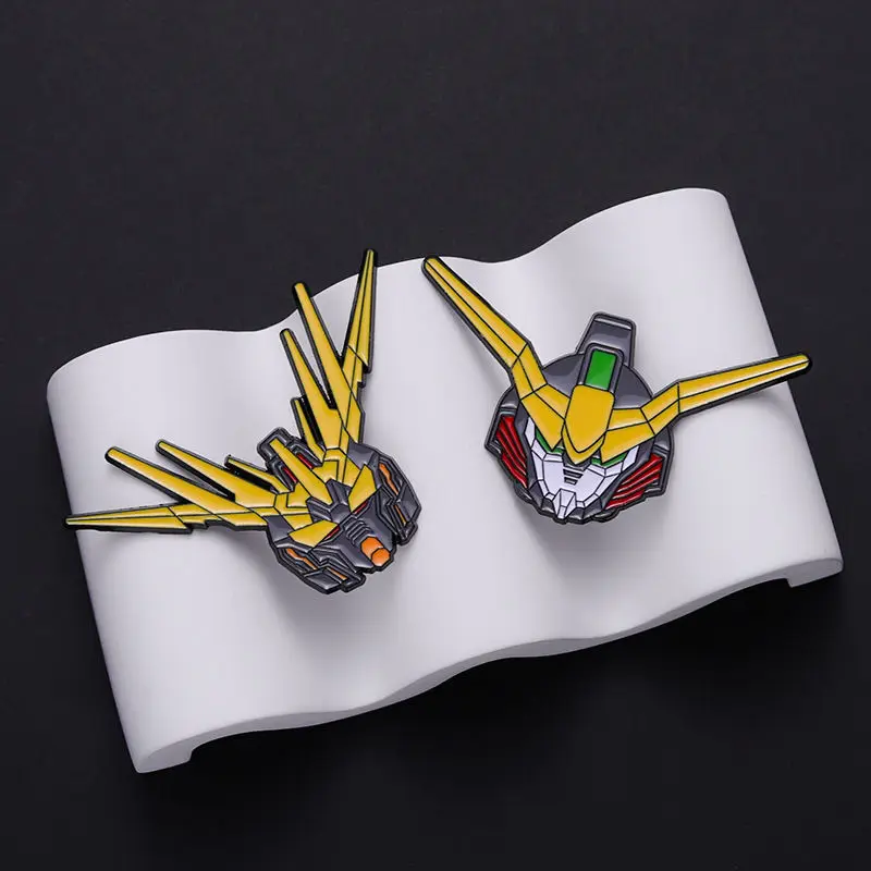 Broche de aleación de Robot periférico de Anime Gundam, colección de insignias de personajes creativos personalizados, adornos de regalo, 8 piezas