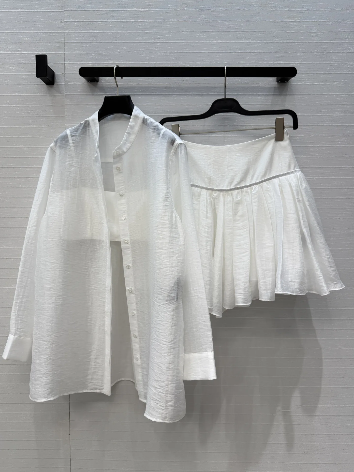 2026 New Arrival 3 Piece Outfit Set Women Strapless Cami Top Stand Collar Slit Loose Shirt High Waist Pleated Puffy Skirt Casual