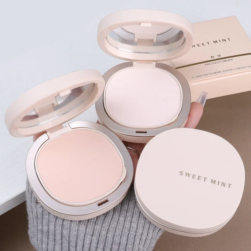 คอนซีลเลอร์ควบคุมความมัน Pressed Powder Long Lasting Natural Brightening รูขุมขนที่มองไม่เห็น Matte Setting Makeup Powder Face เครื่องสําอาง