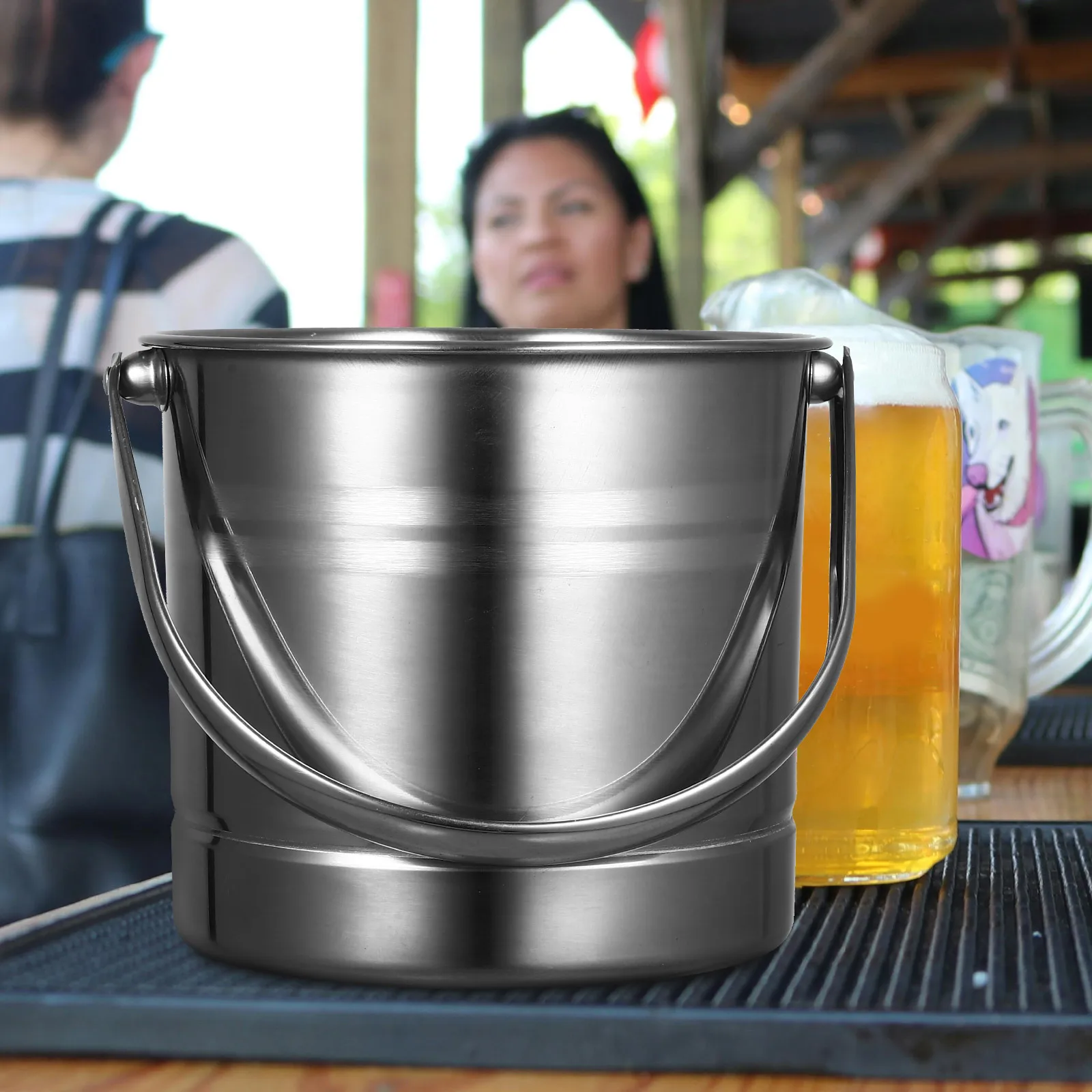 

Stainless Steel Ice Bucket 1.6L Silver Scratch Resistant Beverage Cooler Home Bar Beer Bottle Holder Ice Container Storage