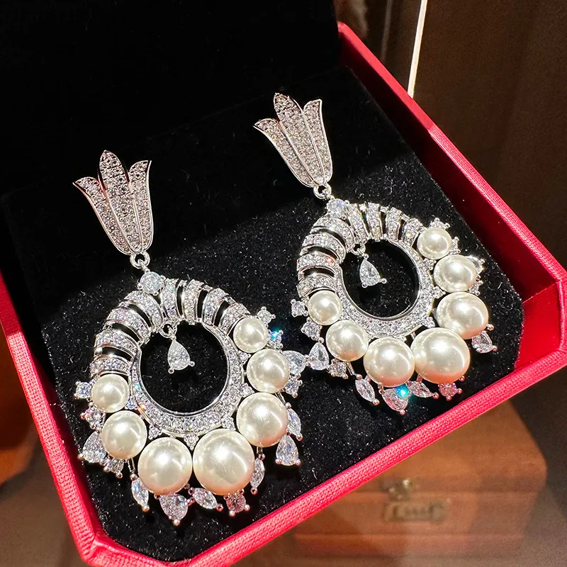 

New Fashion Flower Pearl Zircon Earrings
