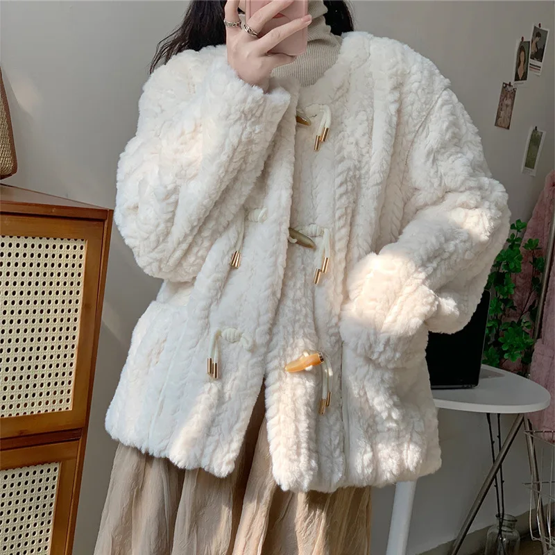 

Imitation Lamb Wool Coat for Women, Short, Round Neck, Leather, Horn Button, Faux Fur, Plush Jackets