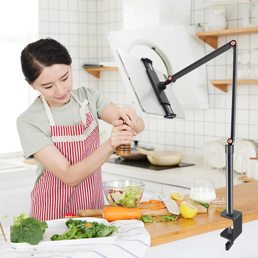 

New 360 Rotation Aluminum Clamp Mobile Phone Stand Live Broadcast Tablet Stand Desk Table Clip Phone Holder Tablet PC Stand