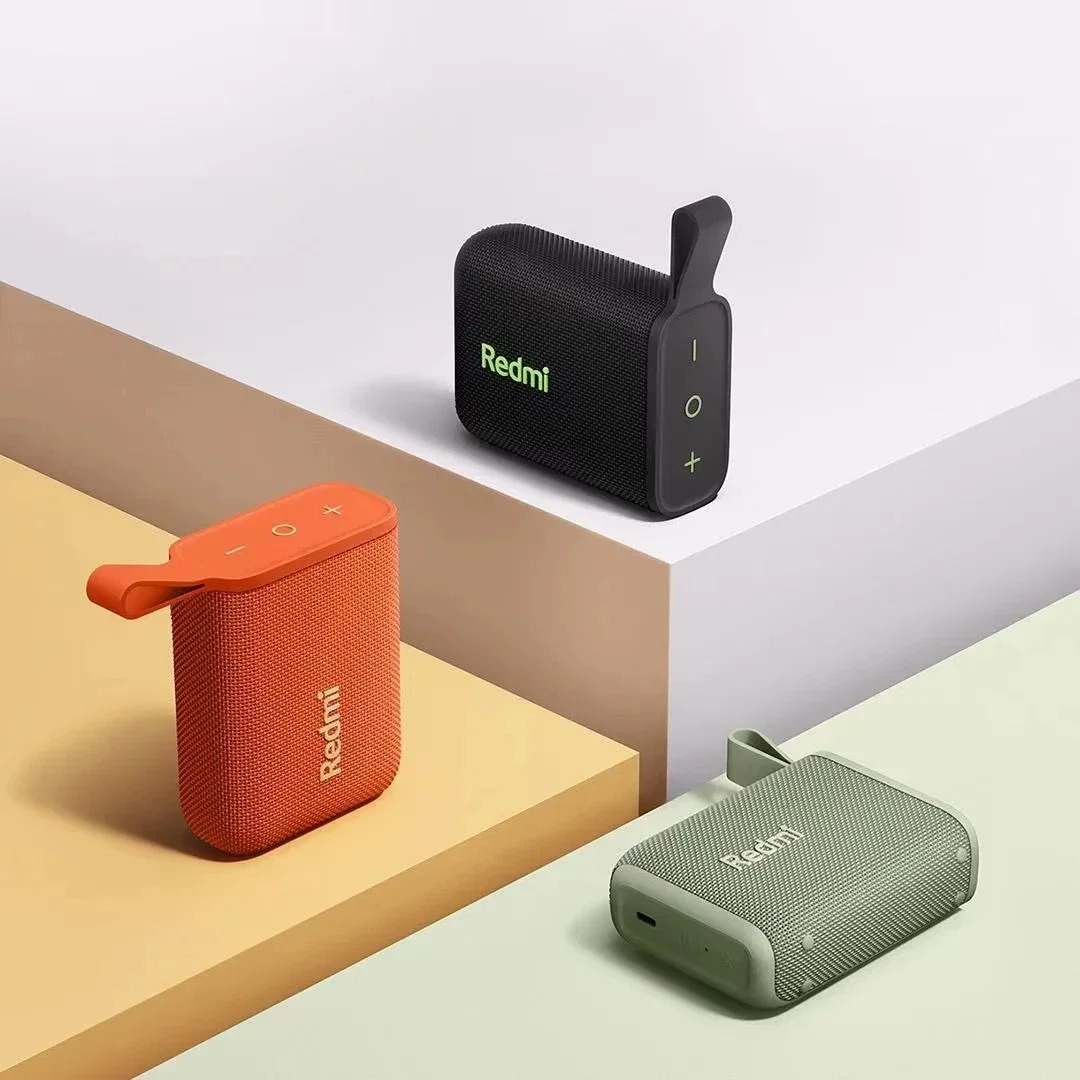 Xiaomi Redmi مكبر صوت بخاصية البلوتوث قابل للنقل في الهواء الطلق IP67 ستيريو صندوق صوت قوي BT5.3 RGB مزدوج الاقتران TWS اتصال ملون
