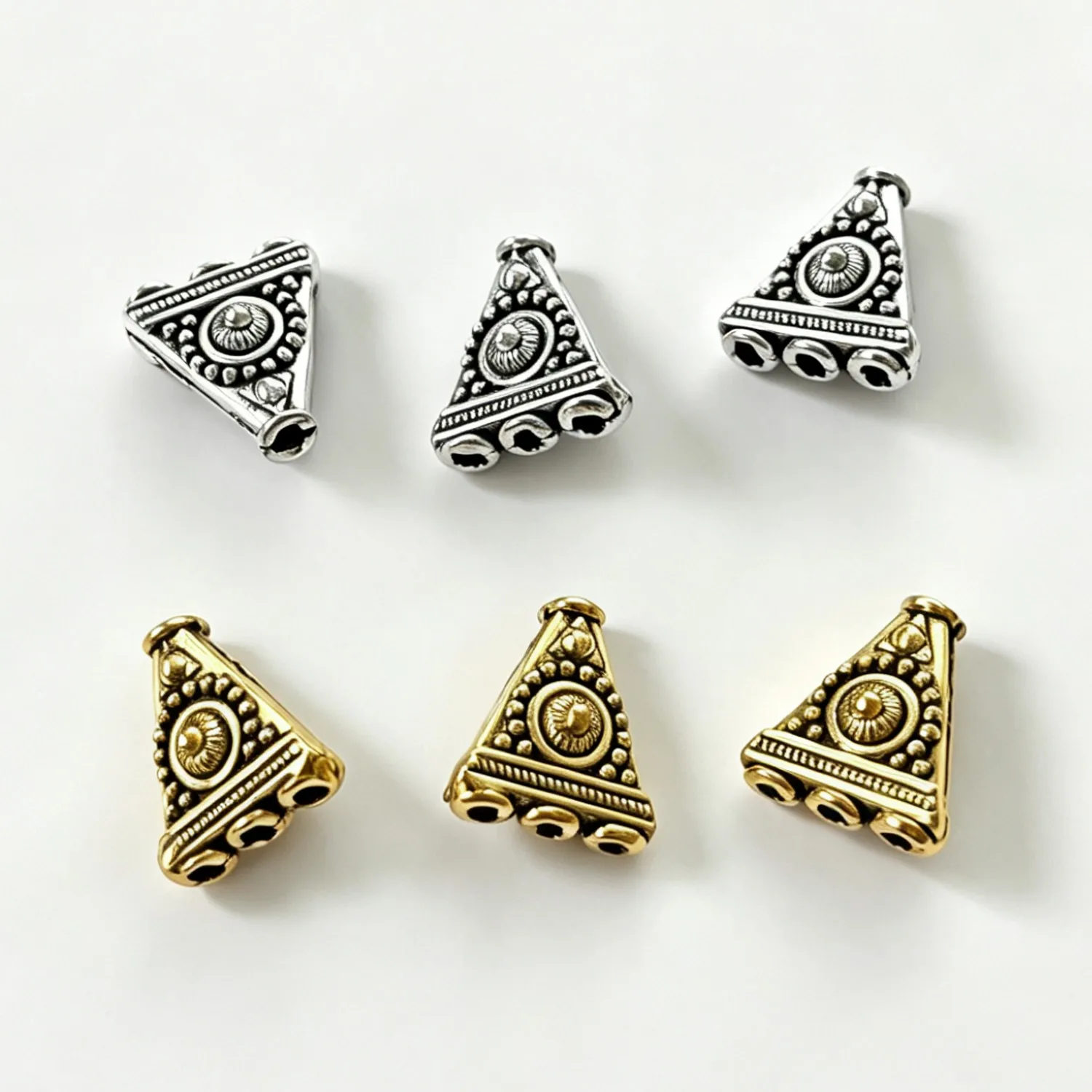 

10pcs 16.7x14.8x8mm hole:2mm 2sided Pattern 1-3holes Connector Design H3299