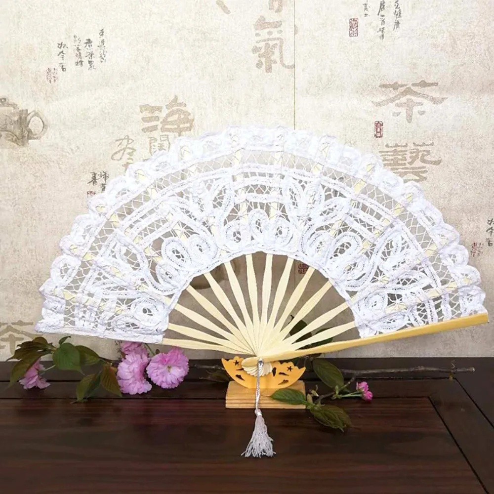 Royal Bamboo Handle Vintage Lace Hand Fan Hand Held with Tassel Embroidered Folding Fan European Style Dance Fan Ladies