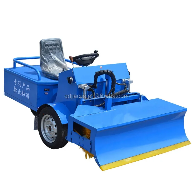 Electric Pesticide Spraying Dairy Farm Equipment Electric Feed Pusher with shovel for goat cow and cattle farm