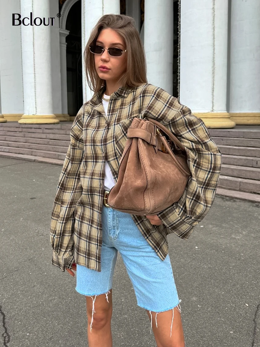 Bclout Fashion Plaid Khaki Shirts Blouses Female Autumn Long Sleeve Poackets Loose Shirts Casual Single Breasted Shirts Female