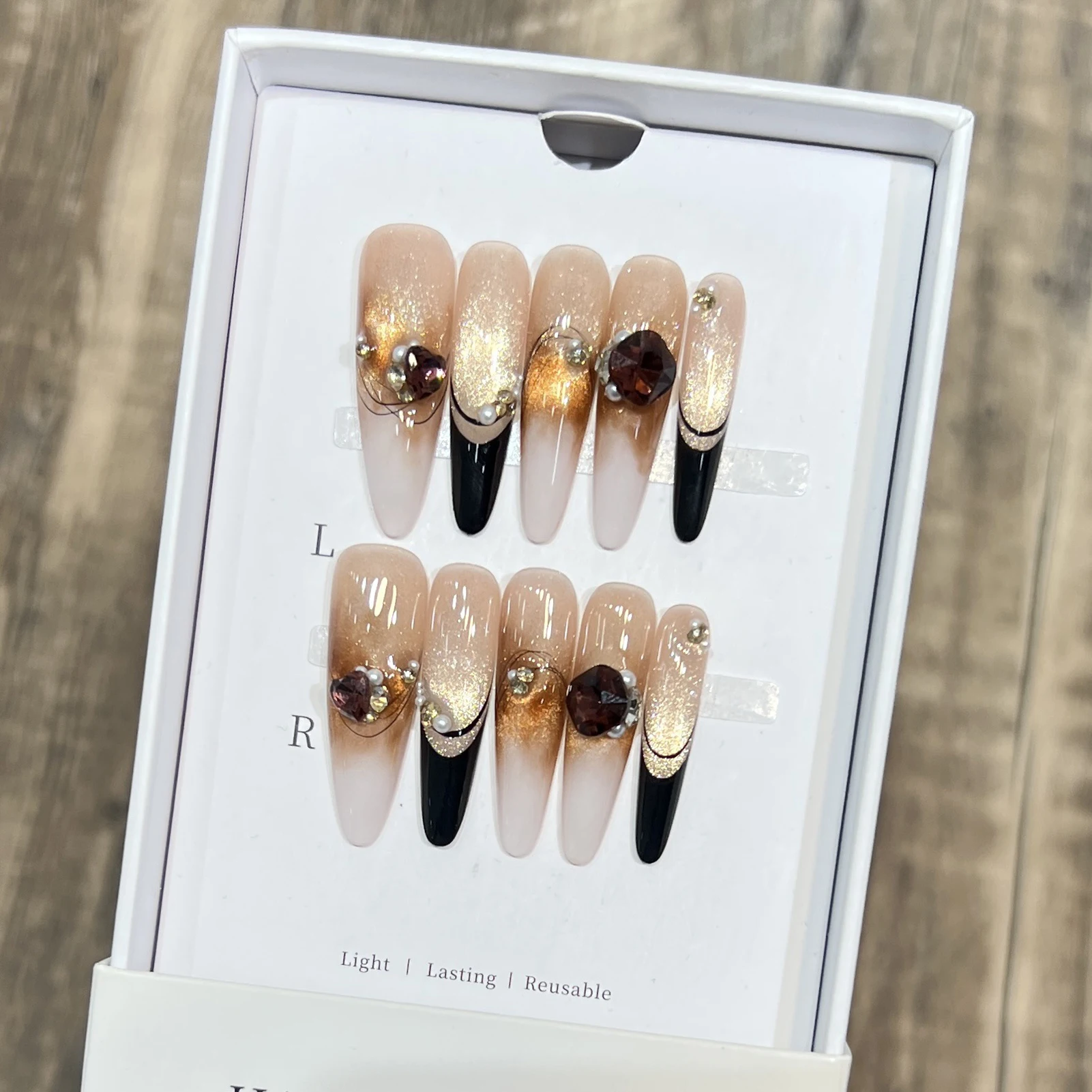 10 قطعة عين القط الكراميل الصحافة الفرنسية على الأظافر أنيقة انفصال الأظافر كاذبة لارتداء مأدبة حفل زفاف