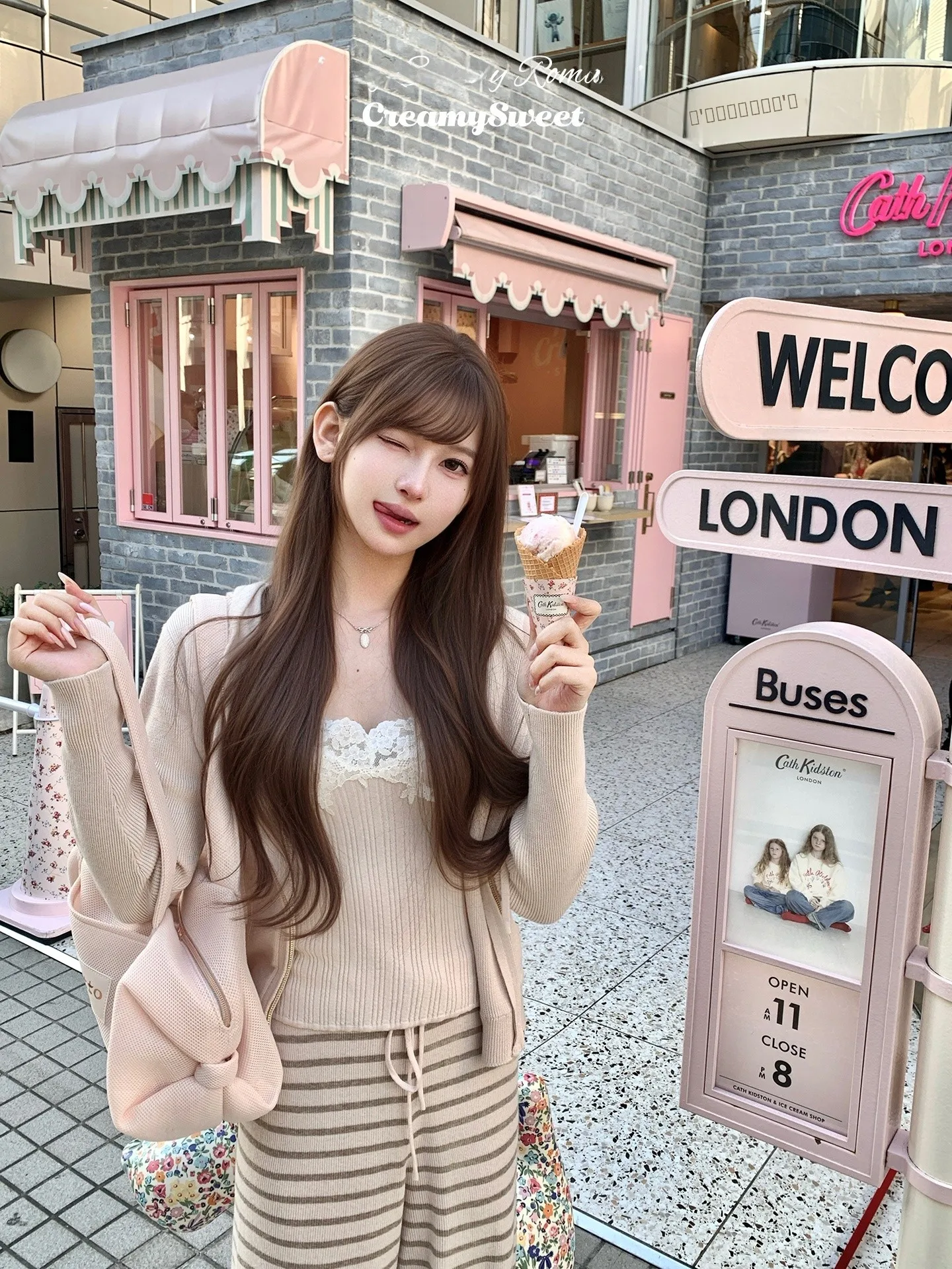 

Комплект CrySweet: худи Cleanfit и укороченный топ с кружевом для женщин, повседневный, комфортный, дышащий, с длинными рукавами, на молнии