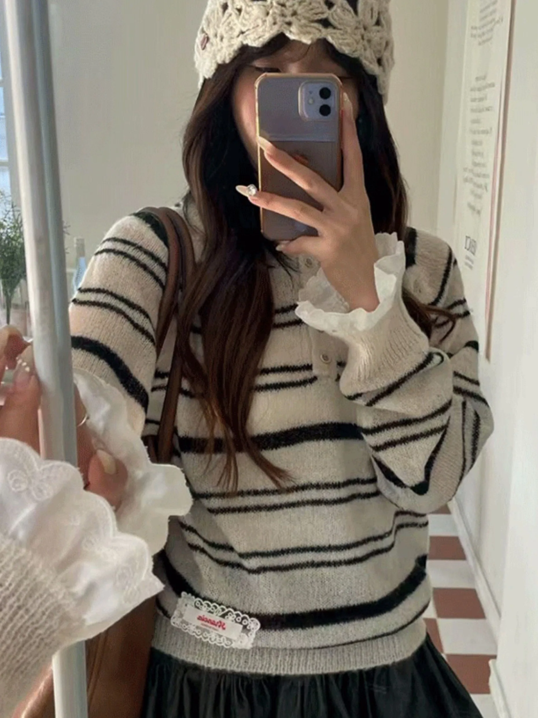 

Chic Autumnal Vintage Lace Petal Sve Striped Button-Up Collar Knitted Sweater Women's Faion Commute Sle Regular ...