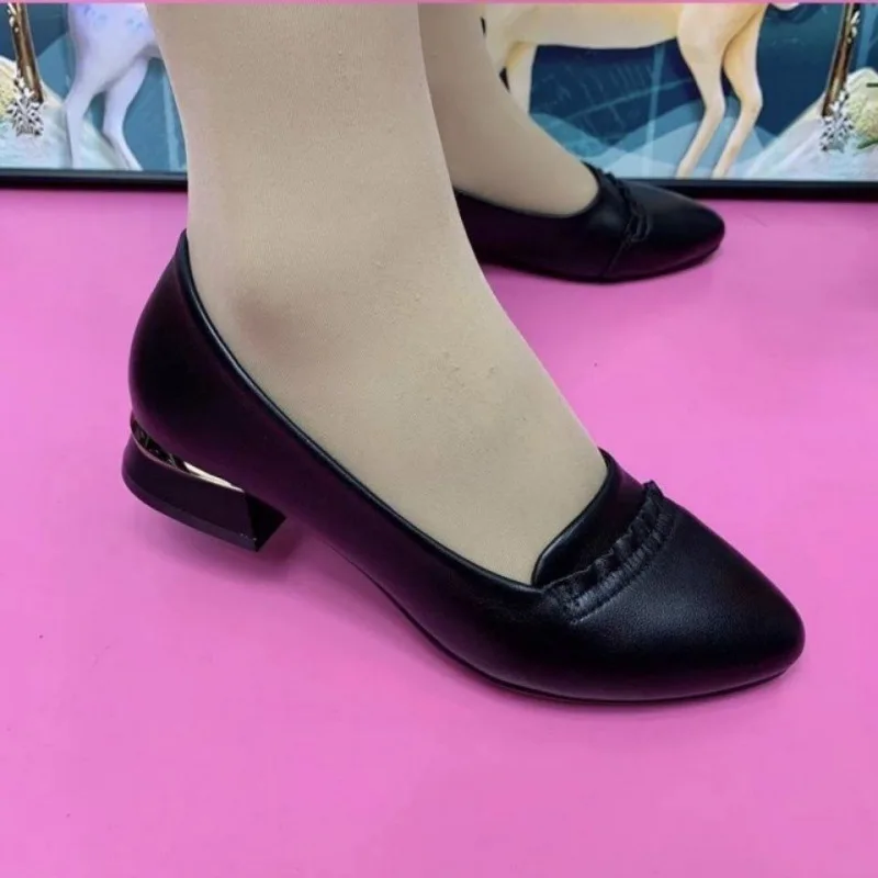 

Single Shoes Thick Heel Genuine Soft Leather Women's Spring and Autumn Non-slip Soft Bottom Leather Fashion Pointed Shoes