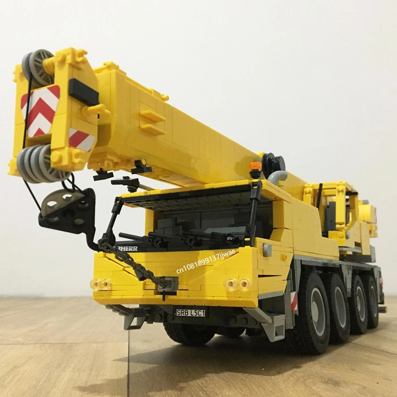 NEW 2684PCS MOC city Engineering Series 1:24 scale Liebherr LTM 1070-4.2 crane creative ideas ChildrenToy Gift Technology Blocks