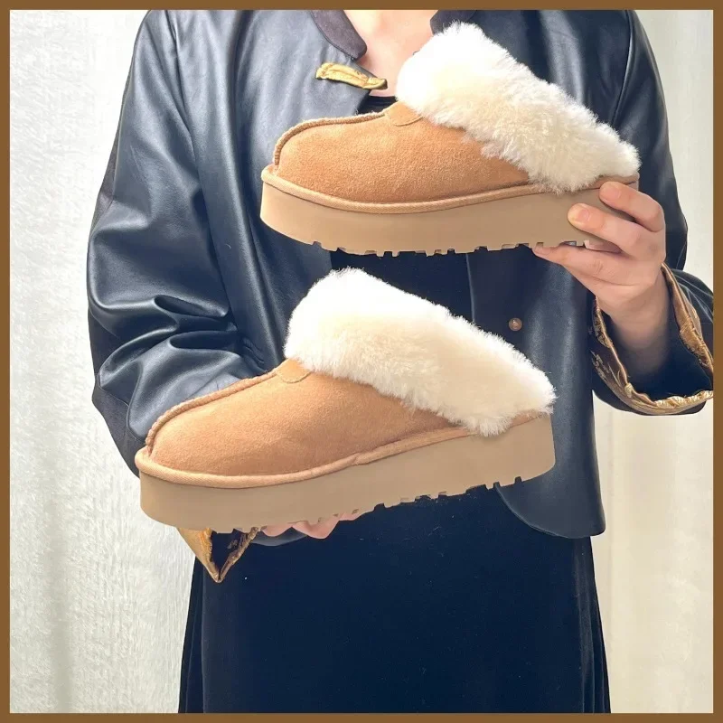 

Women's thick soled snow slippers, sheepskin and wool thickened for warmth, fashionable and warm women's shoes wool slippers