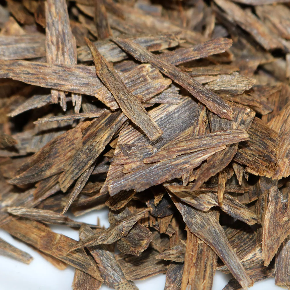 Wholesale 100gram Kynam Chips Sinking Kyara Incense Wood Heart Of  Tree Home Fragrance Aroma Genuine Chinese QiNan