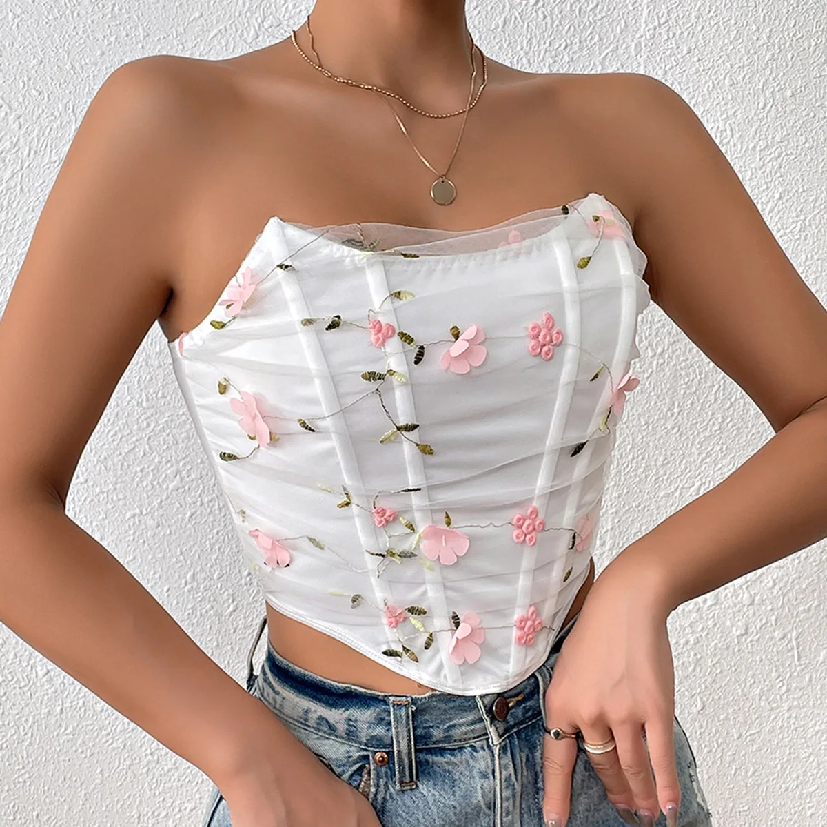 

Flower Embroidery Fishbone Mesh Yarn Short Outer Tube Crop Tops Sexy Top