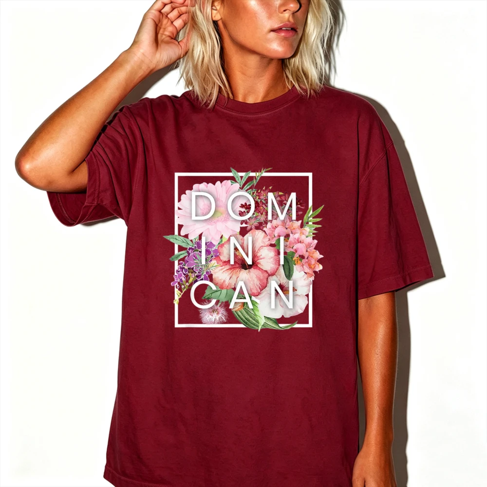 DOMINIKANISCHES Tropisches Hibiskus-Blumenmuster Quadratischer Rahmen Buchstabendruck Damen Reines Baumwoll-T-Shirt Karibik-Urlaub Reise Boho Top