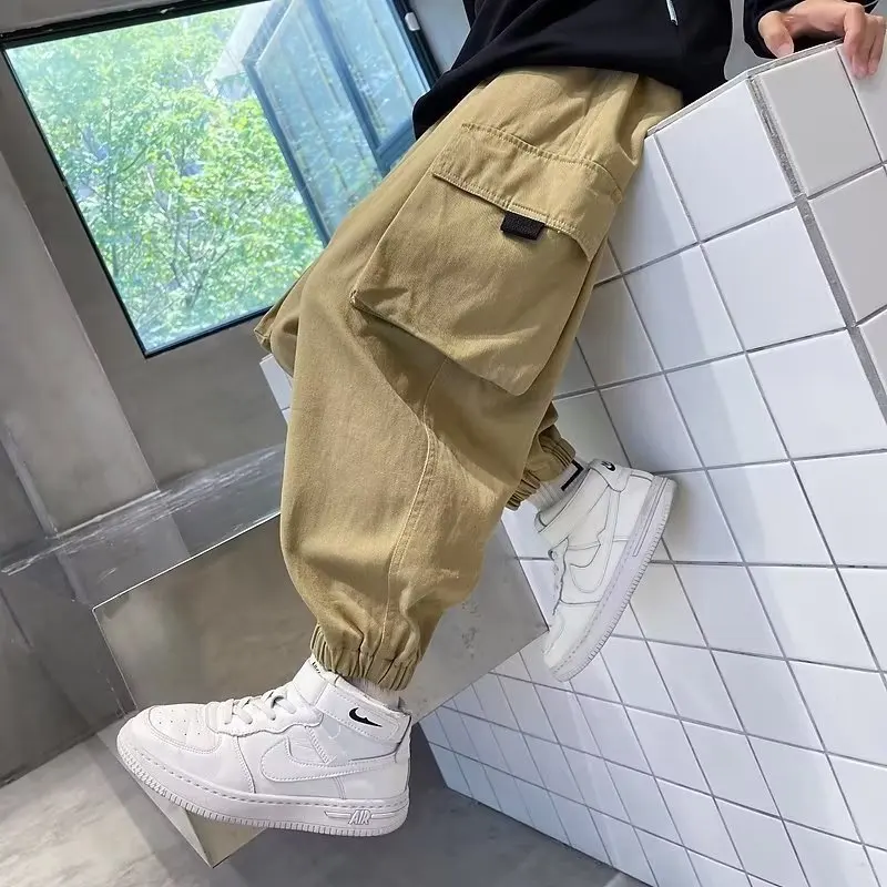 ربيع الخريف الاطفال ملابس المراهقين الفتيان السراويل الأطفال حجم كبير Sweatpants غير رسمية الفتيان الكورية جيوب الموضة السراويل الصلبة