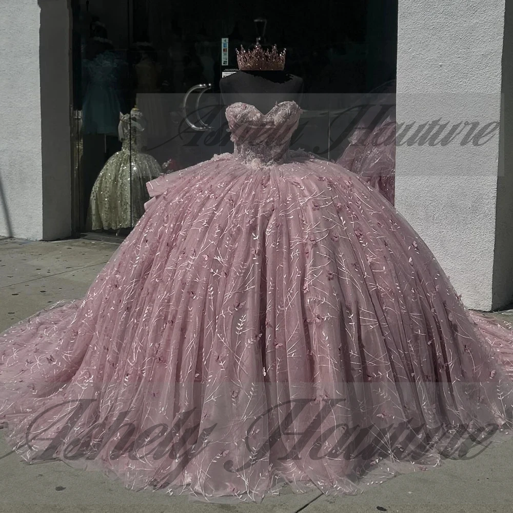 ที่กําหนดเองเม็กซิกันสีชมพูเจ้าหญิงสาว Quinceanera ชุดลูกไม้ Applique Ball Gown ผู้หญิงชุดราตรี Vestido De xv Anos 2025