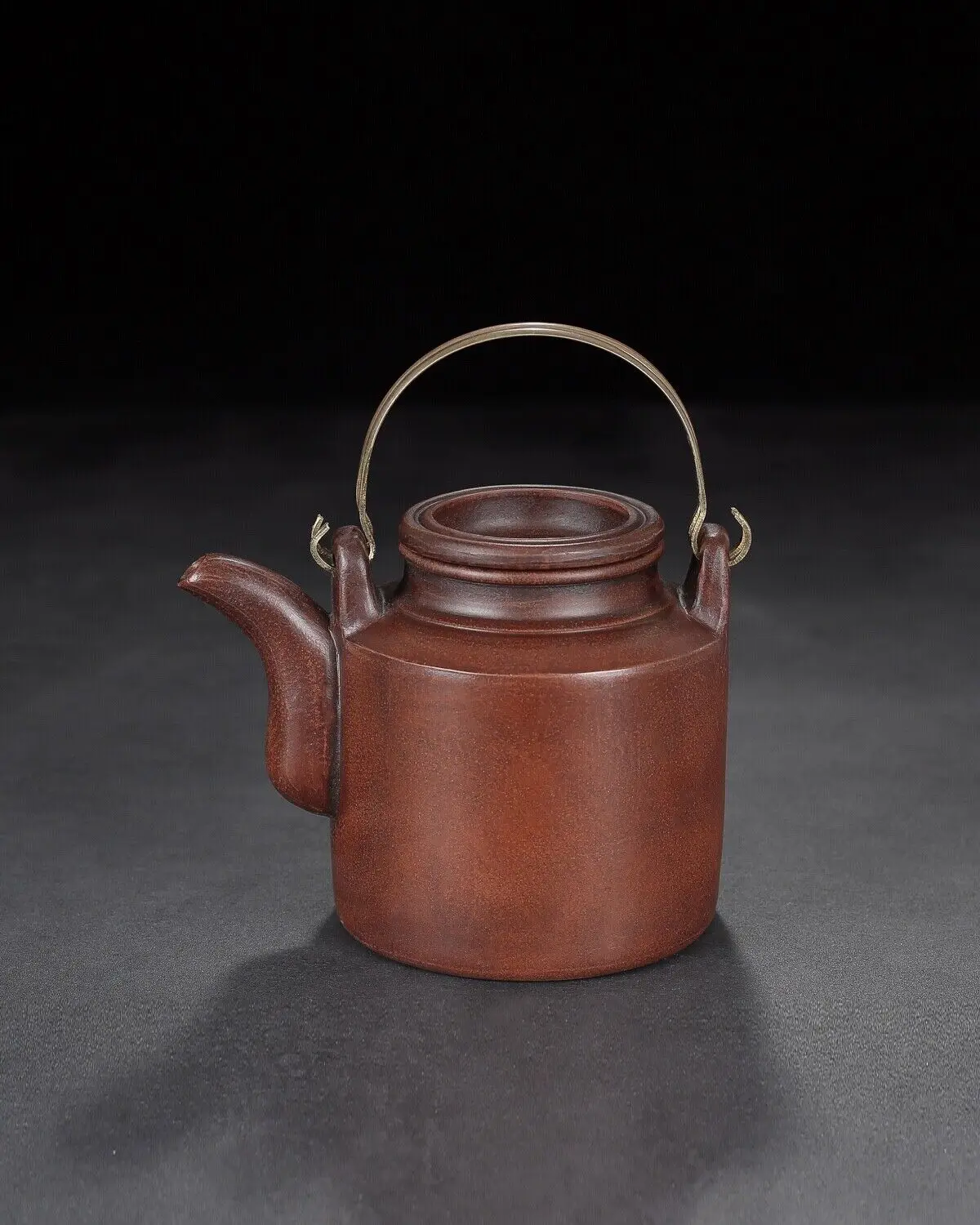 Chinese Yixing Zisha Clay Handmade Exquisite Teapot modern exquisite handicrafts