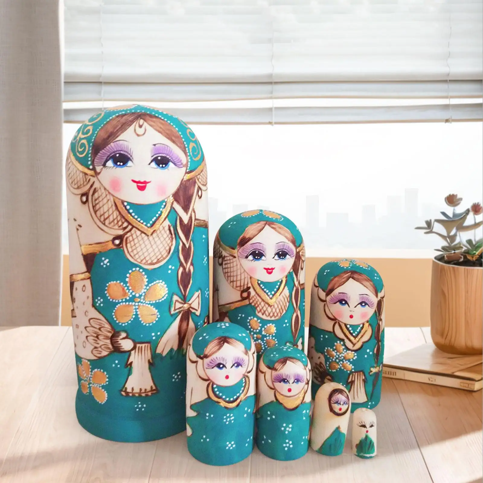 Traditional Wooden Russian Matryoshka Nesting Dolls Hand Painted Stacking Set Folk Dress Home Decoration Gift for Girl