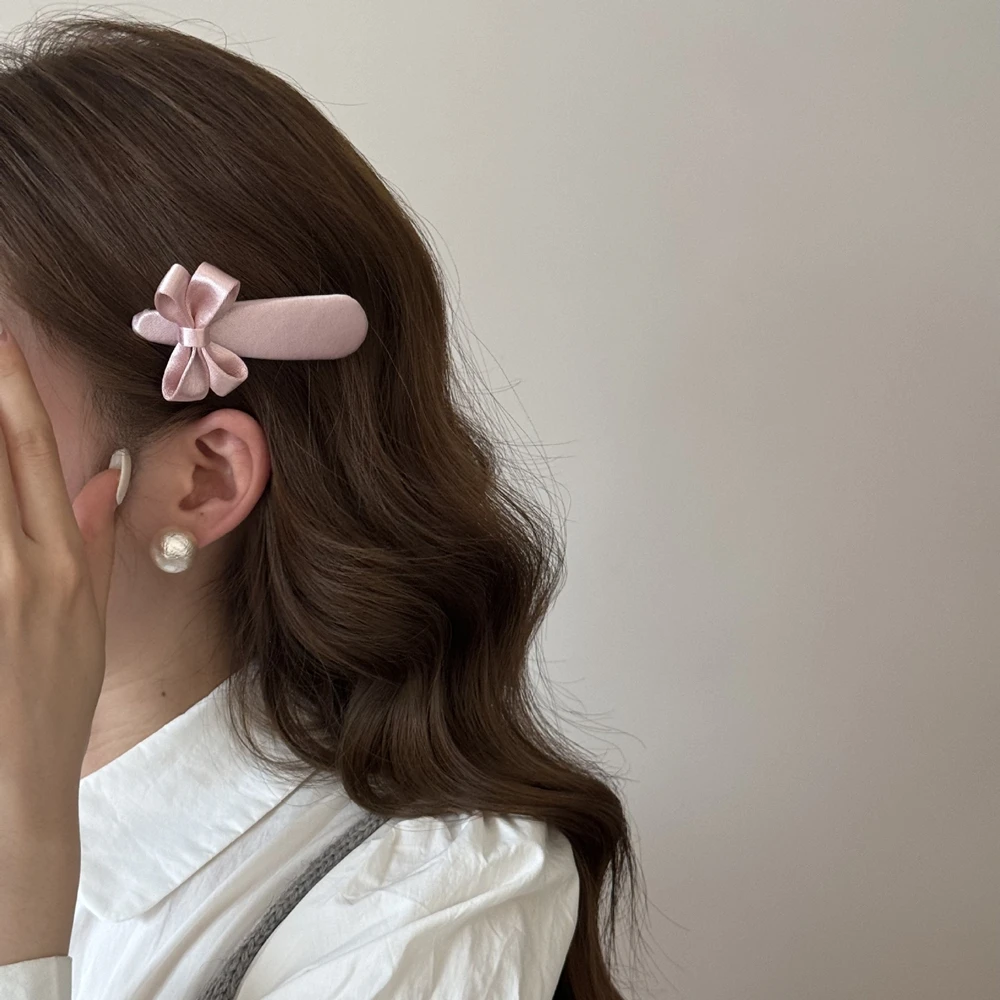 กิ๊บติดผมโบว์ผ้าซาตินสีชมพูสุด - Women'S Accessories Trends 2026 บทวิจารณ์และราคา