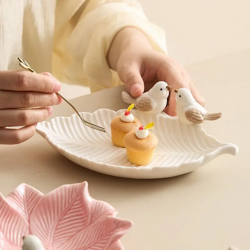 Bird Dim Sum Plate Ceramic Jewelry Dish Cake Candy Tray Creative Storage Plate Cute Soap Plate Light Luxury Leaf Shaped Dishes