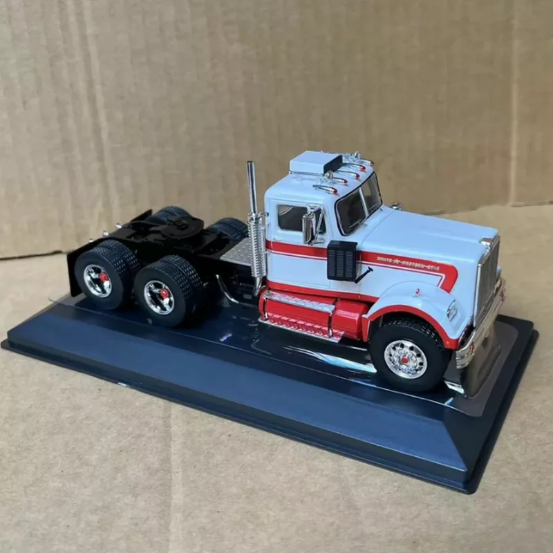 IXO 1/43 WHITE WESTERN STAR 4864 1970 Drag Head Legierung Automodell Statische Sammlung Dekoriert Weihnachtsgeschenke Spielzeug Souvenir Geschenk