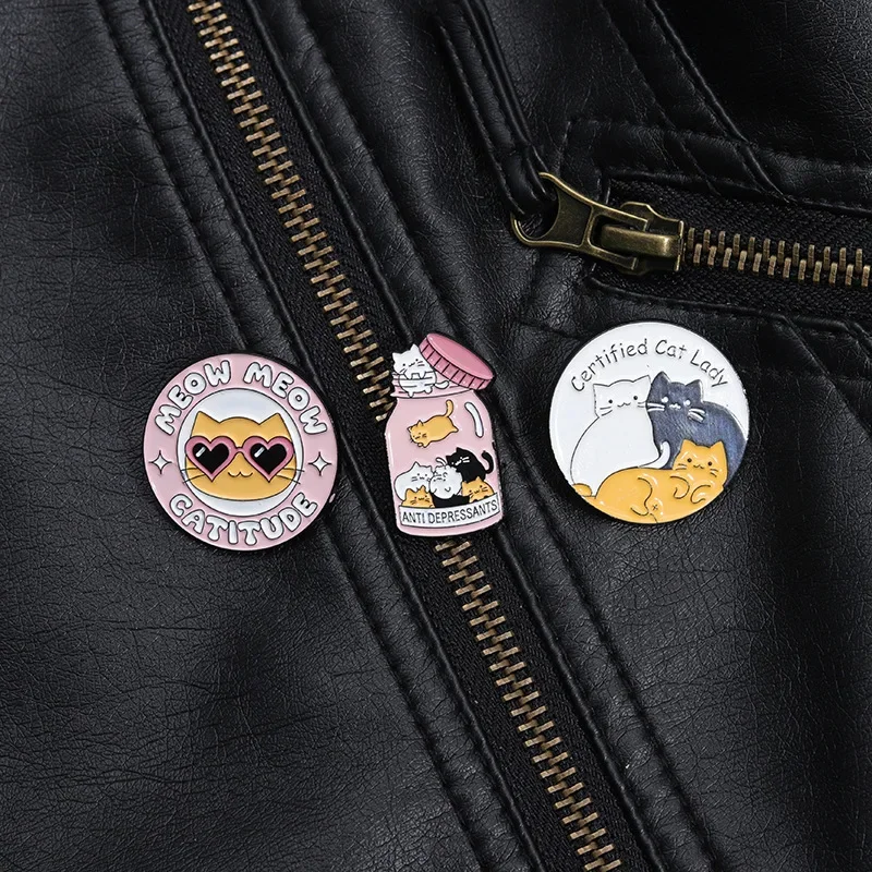 Certified Cat Lady Enamel Pins Cats Anti Depression Brooches Lapel Badges Custom Mental Health Jewelry Gift Wholesale