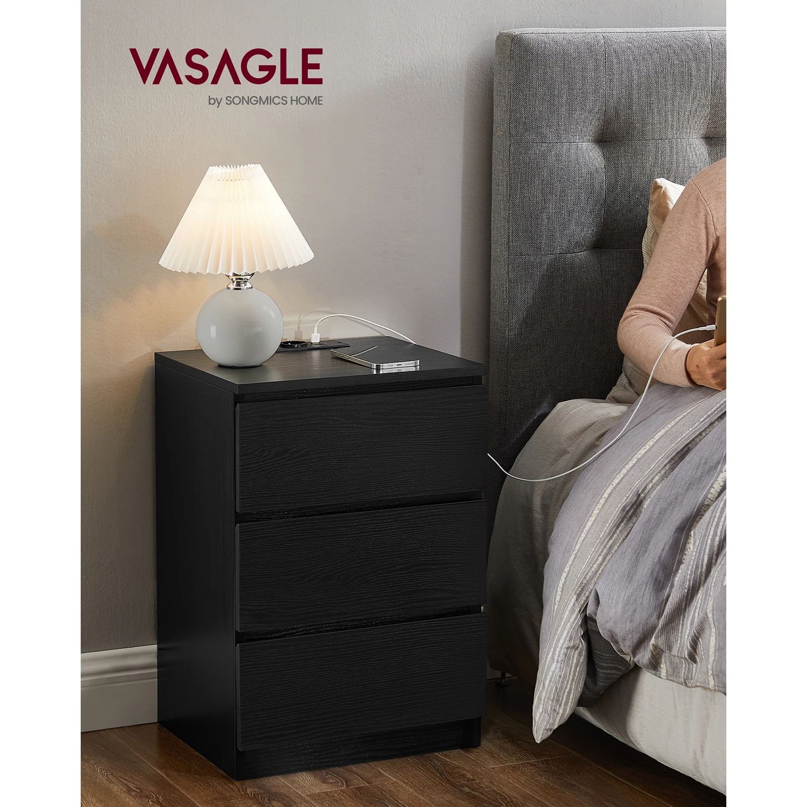 VASAGLE Nightstands with Charging Station,Set of 2, End Tables with 3 Drawers,2 AC Outlets, 2 USB Ports,for Living Room,Bedroom