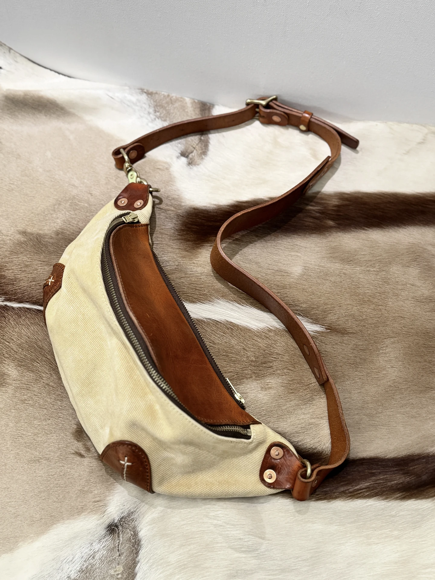 

Men's Chest Bag Leather Canvas Crossbody oulder Bag Casual Vintage Sle Satchel Faionable Trendy Small Bag for Men