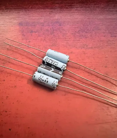 30pcs/lot Original Japanese RUBYCON 35V 22UF CEW axial aluminum electrolytic capacitor 6X15mm free shipping