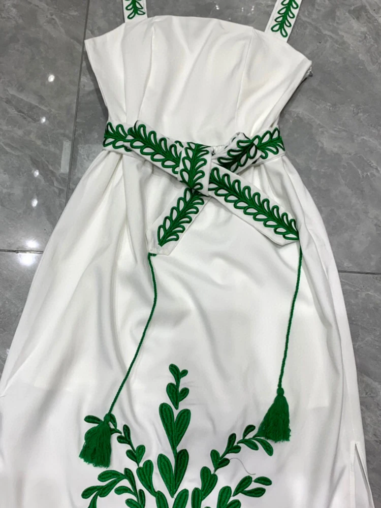 AELESEEN-Robe d'été de haute qualité pour femmes, bretelles spaghetti, vert, violet, broderie de fleurs, ceinture mince, fendue, longue, caraco de fête