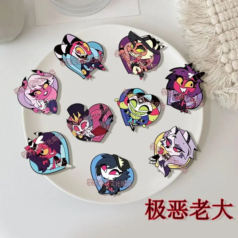 Helluva Fashion Boss Anime PIN Spilla da Donna, Ciondolo da Uomo per Feste, Ciondolo Giapponese Cosplay, Regalo per Ragazze, Decorazione per Zaino