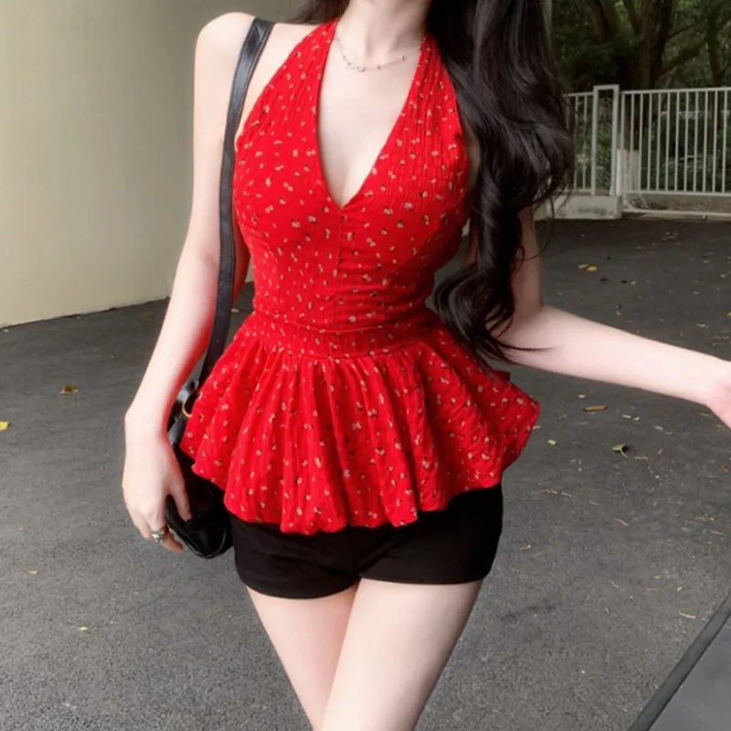 Chaleco rojo dulce con cuello en V y cuello colgante para mujer en verano 2025, nuevo nicho ajustado, top elegante a la moda para mujer