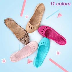 Selbst versandte Satikhu Sommer neue leichte Anti-Rutsch-Loch Schuhe verstopfen für Damen Sandalen mit flachem Boden Krankens ch wester Outdoor Strand Gelee