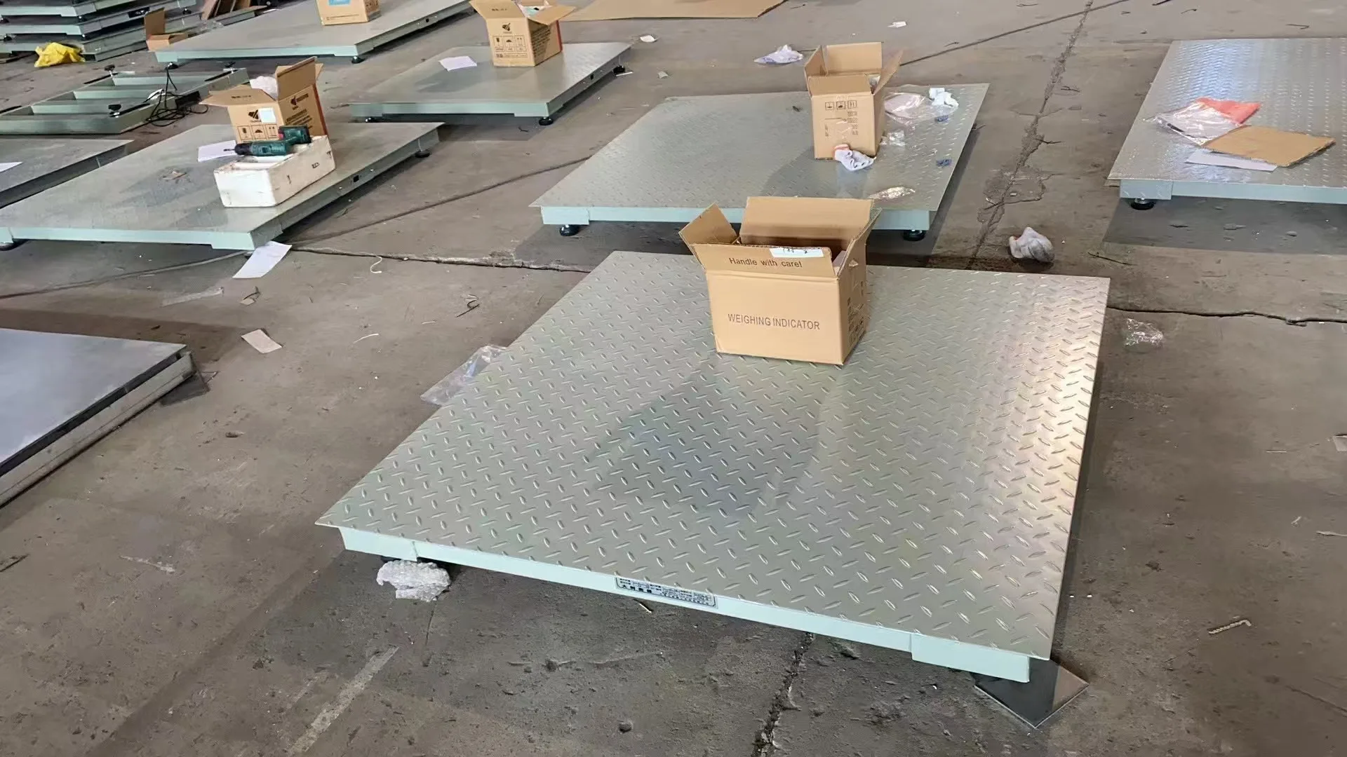 Weighing 1.2*2m 1000kg 4mm Plate Industrial Digital Platform 3 Ton Pig Scale Weight For Cattle Floor Weighing Scale