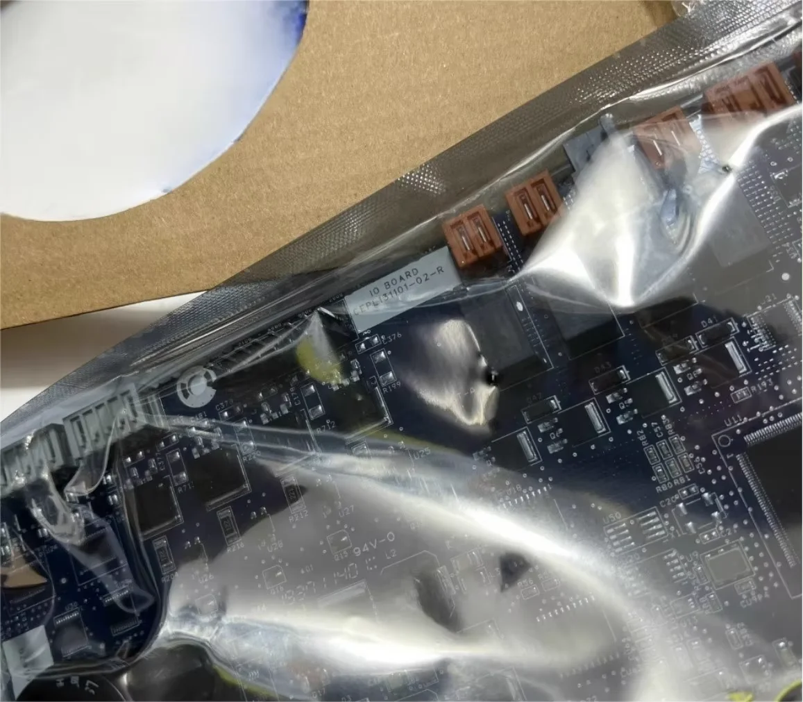 

New Central Air Conditioning Control Board CEPL131092-03-R 00PPG000492500A OOPPG000492500A HVAC Chiller Spare Parts