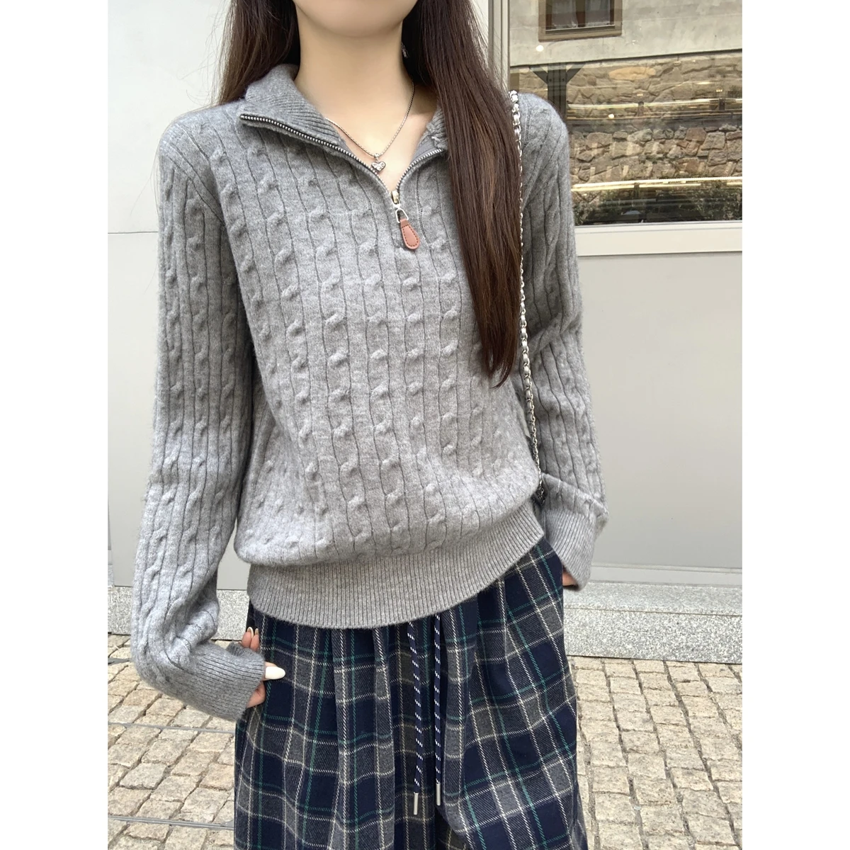 

Корейский мягкий свитер для женщин, воротник-стойка на полумолнии, жареное тесто, свободный базовый слой, осень-зима