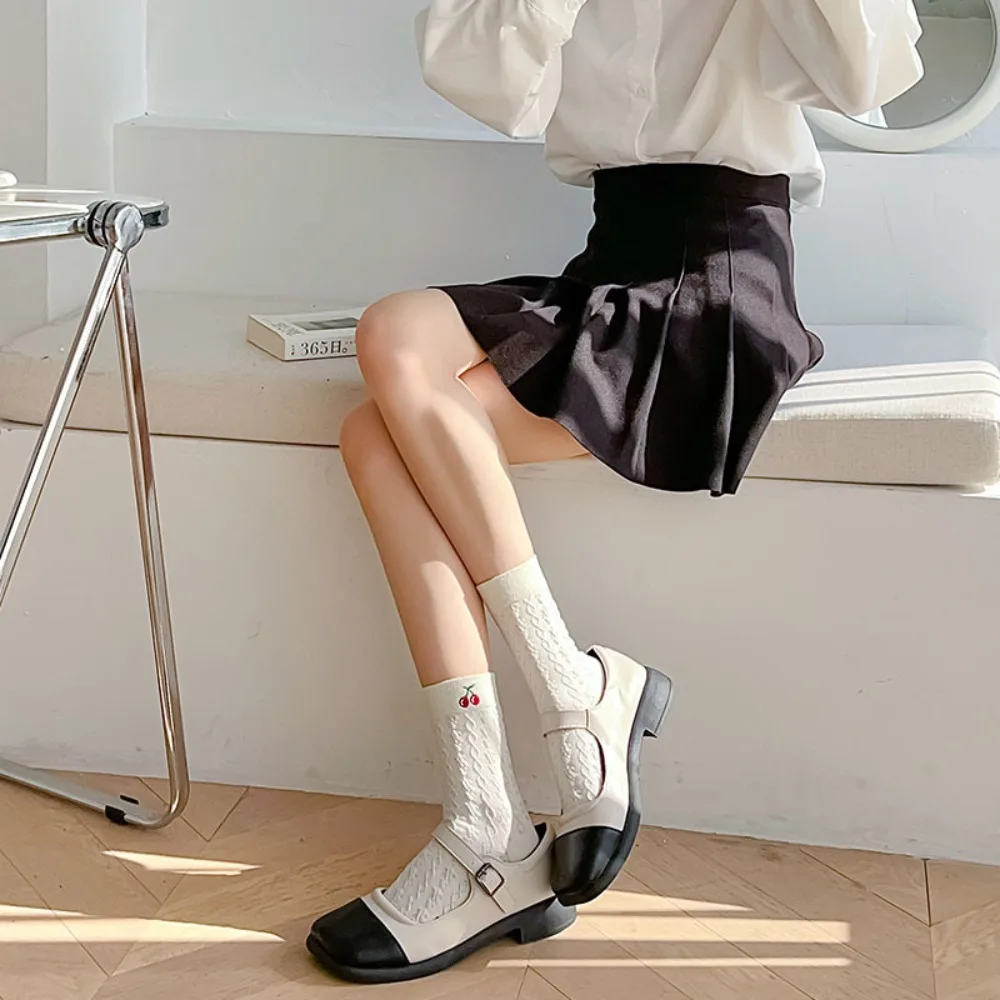 

Милые носки с вышивкой вишни, Модные дышащие индивидуальные носки средней длины в стиле "Лолита", женские короткие носки на весну и лето